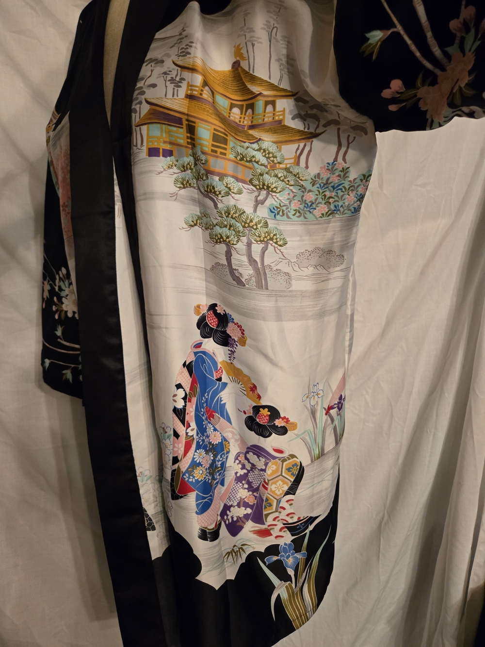 Vintage Black & White Floral Kimono Cardigan - Picture 13 of 15